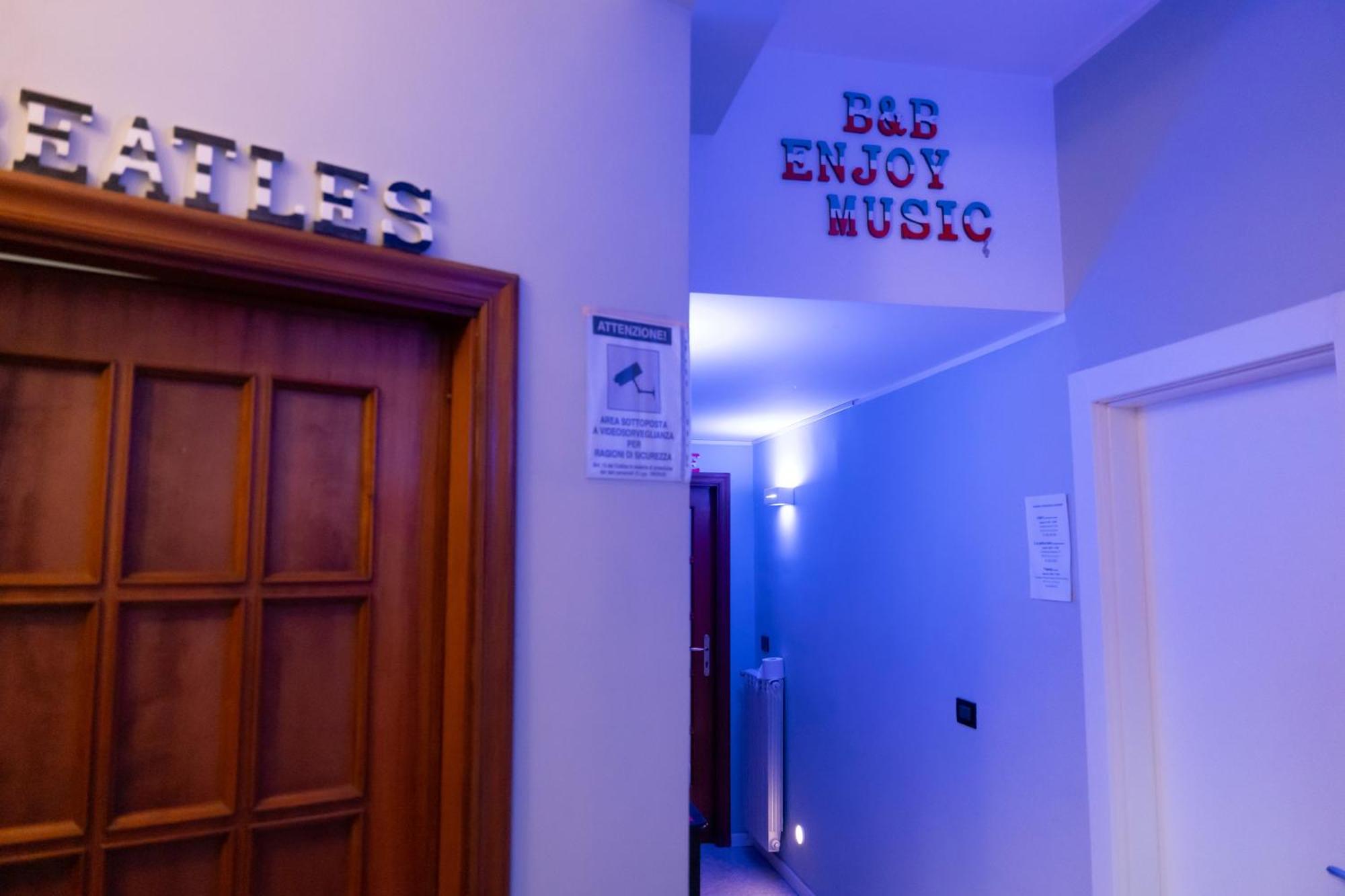 B&B enjoy music Villa San Giovanni Bagian luar foto